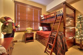 Stonegate Resort