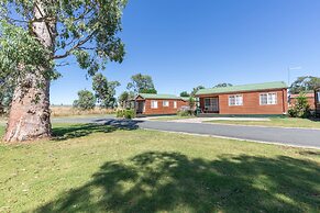 Holbrook Motor Village