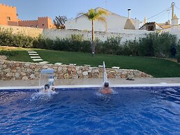Carvoeiro B&B and SPA