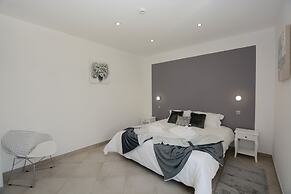 Carvoeiro B&B and SPA