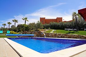 Carvoeiro B&B and SPA