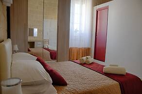 Simar Farmhouse