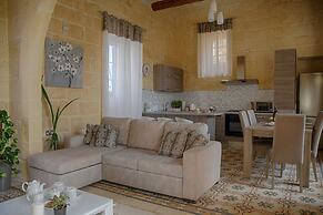 Simar Farmhouse