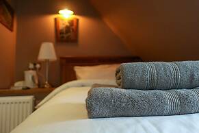 The Hollybush Inn