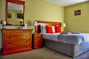 The Hollybush Inn