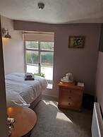 The Hollybush Inn