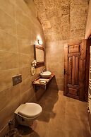 Eagle Cave Inn