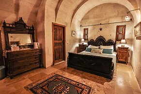 Eagle Cave Inn