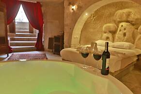 Eagle Cave Inn