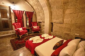 Eagle Cave Inn