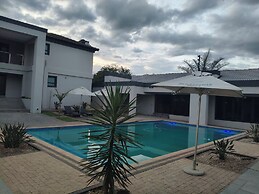 Sagwadi Hotel