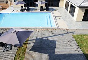 Sagwadi Hotel