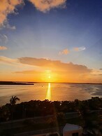 Cancun Plaza Condo Hotel