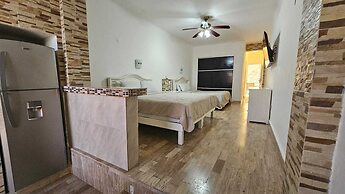 Cancun Plaza Condo Hotel