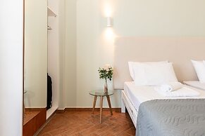 Girogiali Hotel