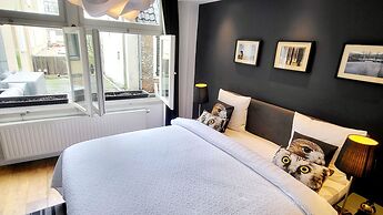 Velvetamsterdam