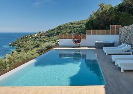 Alkyonides Villas