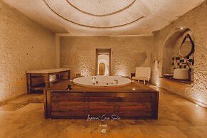 Nino Cave Suites