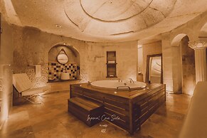 Nino Cave Suites