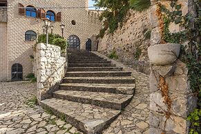 Hotel Castello di Giuliano