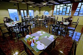 Royal Ruby Hotel
