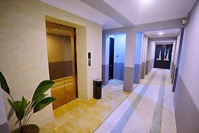 Royal Ruby Hotel