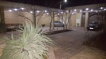 Pamir Hotel-Hostel