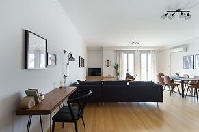 UPSTREET Stylish & Spacious 2BD Apt-Thiseio