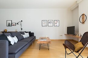 UPSTREET Stylish & Spacious 2BD Apt-Thiseio