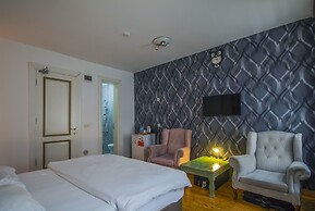 Puhu Otel
