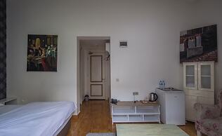Puhu Otel