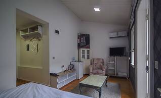 Puhu Otel