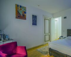 Puhu Otel