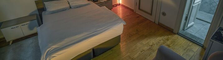 Puhu Otel
