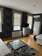 Puhu Otel
