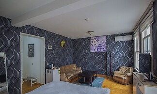 Puhu Otel