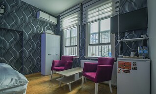 Puhu Otel