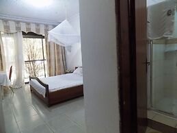 Kumi Hotel