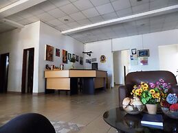 Kumi Hotel