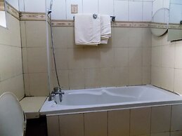 Kumi Hotel