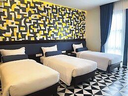 The Twizt Lifestyle Hostel & Hotel