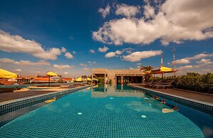 The Twizt Lifestyle Hostel & Hotel