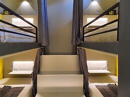 The Twizt Lifestyle Hostel & Hotel