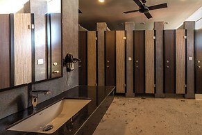 The Twizt Lifestyle Hostel & Hotel