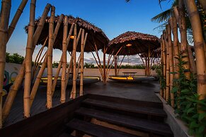 The Twizt Lifestyle Hostel & Hotel