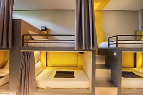The Twizt Lifestyle Hostel & Hotel