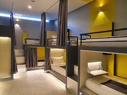 The Twizt Lifestyle Hostel & Hotel