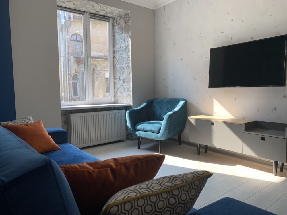 Apartment Krakivska 17