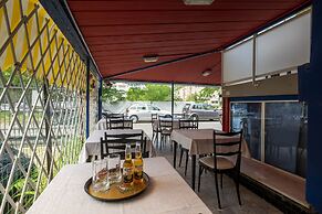 Hotel Giumer