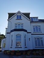 Coombe Lodge Holiday Flats